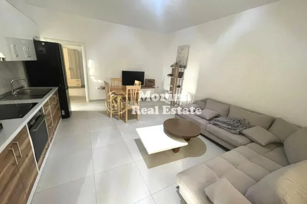 Shtepi me qera 1+1 ne Tirane - 400 Euro