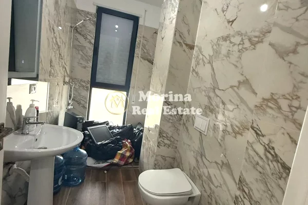 Shtepi me qera 3+1 ne Tirane - 800 Euro