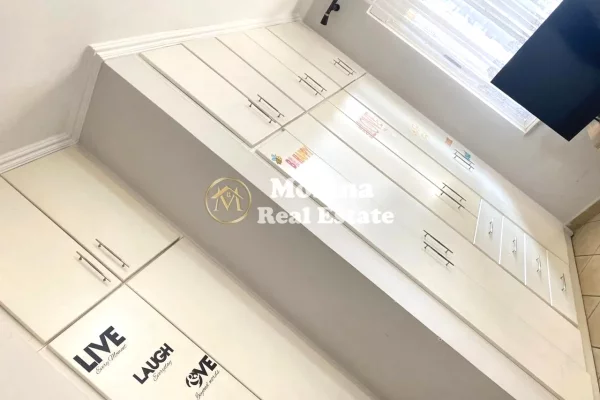 Shtepi ne shitje Apartament ne Tirane, 2+1, Mobilimi E mobiluar, Pagesa 190,000  Euro.