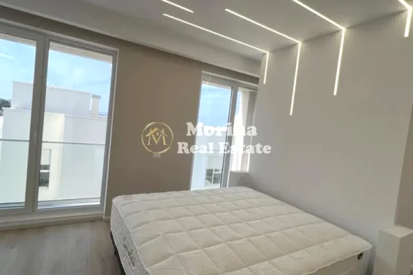 Shtepi me qera 4+1 ne Tirane - 1,200 Euro