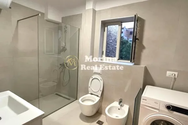 Shtepi me qera Apartament ne Tirane, 3+1, Mobilimi E mobiluar, Pagesa 750  Euro.