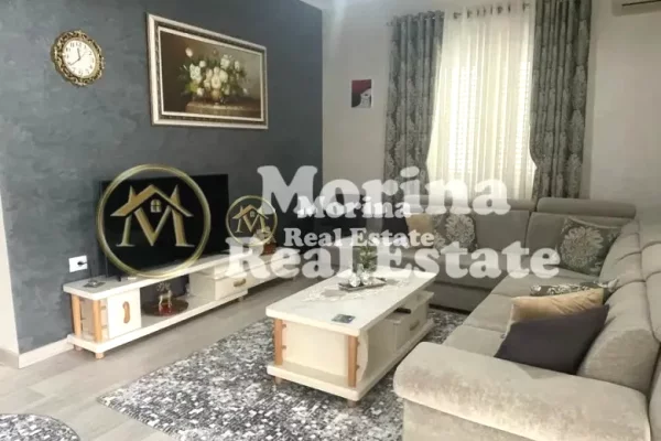 Shtepi me qera Shtepi Private ne Tirane, 2+1, Mobilimi E mobiluar, Pagesa 600  Euro.