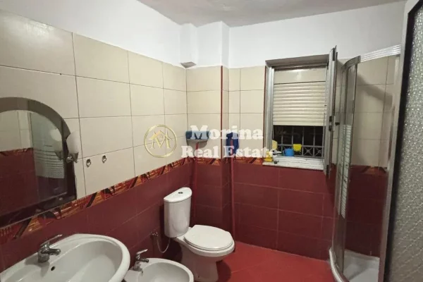 Shtepi me qera Apartament ne Tirane, 1+1, Mobilimi E mobiluar, Pagesa 600  Euro.