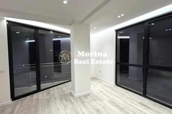 Shtepi me qera 2+1 ne Tirane - 1,100 Euro