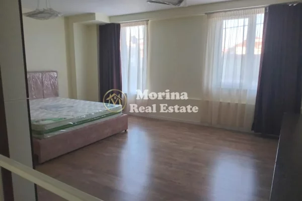 Shtepi me qera Duplex(shtepi me 2 kate) ne Tirane, 1+1, Mobilimi E mobiluar, Pagesa 400  Euro.