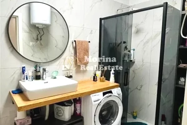 Shtepi ne shitje Apartament ne Tirane, 1+1, Mobilimi E mobiluar, Pagesa 196,000  Euro.