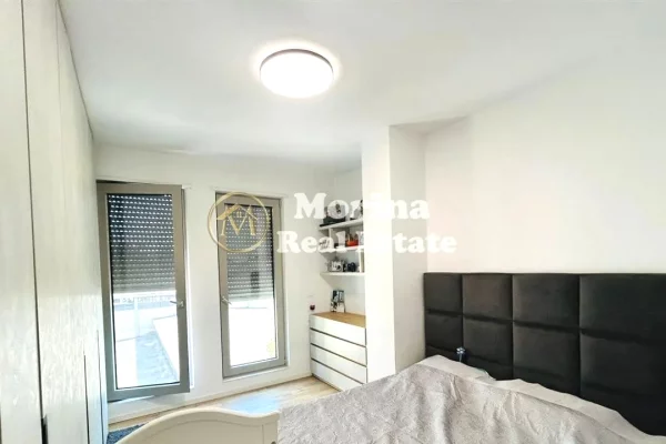 Shtepi ne shitje Apartament ne Tirane, 1+1, Mobilimi E mobiluar, Pagesa 196,000  Euro.