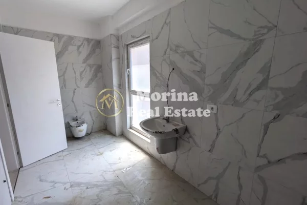 Apartment for sale in Tirana 2+1, Emty