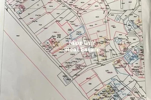 Truall ose Toke  ne Vlore - 540,000 Euro