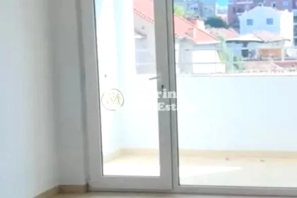 Ambient biznesi me qera 1+1 ne Tirane - 500 Euro