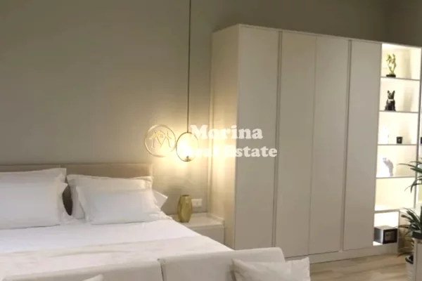 Shtepi ne shitje Apartament ne Tirane, Garsoniere, Mobilimi E mobiluar, Pagesa 260,000  Euro.
