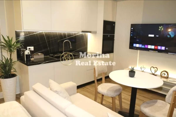Shtepi ne shitje Apartament ne Tirane, Garsoniere, Mobilimi E mobiluar, Pagesa 260,000  Euro.
