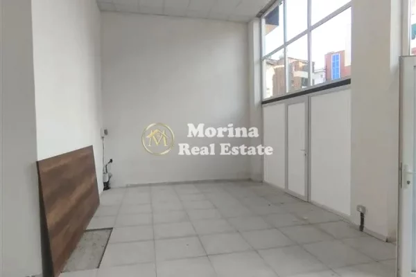 Ambiente Commerciale in Affitto 1+1 a Tirana - 1,500 Euro