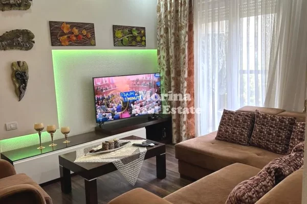 Shtepi me qera 3+1 ne Tirane - 850 Euro