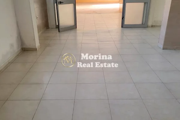 Ambient biznesi me qera 4+1 ne Tirane - 500 Euro