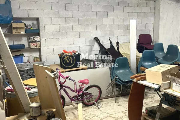 Ambient biznesi ne shitje 4+1 ne Tirane - 36,480 Euro