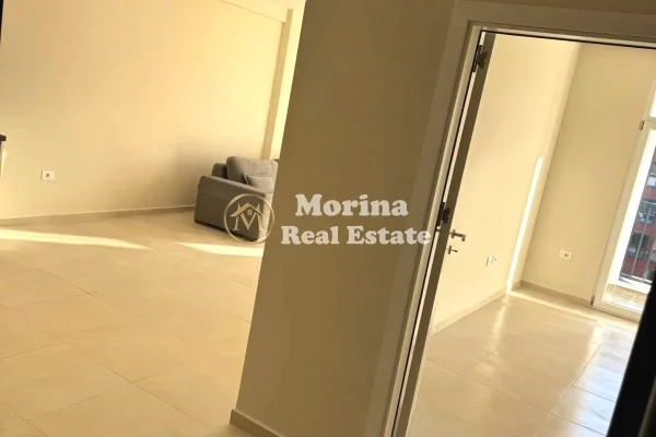 Shtepi me qera Apartament ne Tirane, 2+1, Mobilimi Bosh, pa mobiluar, Pagesa 500  Euro.
