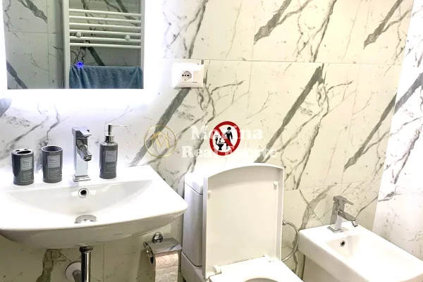 Shtepi me qera Apartament ne Tirane, 1+1, Mobilimi E mobiluar, Pagesa 600  Euro.