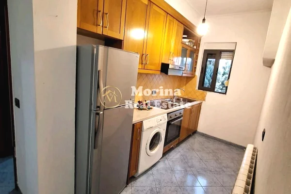 Shtepi me qera Apartament ne Tirane, 2+1, Mobilimi E mobiluar, Pagesa 500  Euro.