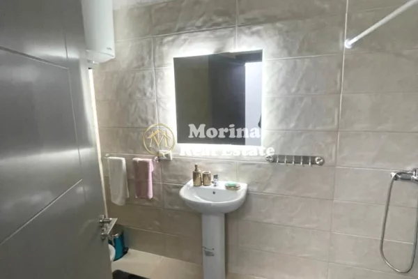 Shtepi me qera 3+1 ne Tirane - 600 Euro