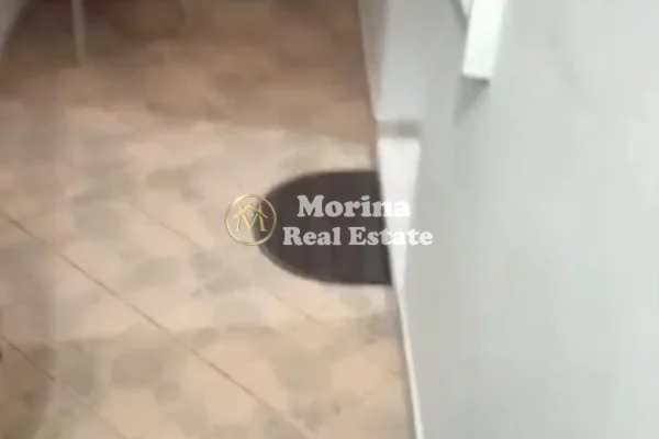 Shtepi me qera 1+1 ne Tirane - 250 Euro