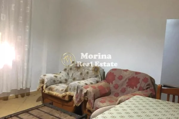 Shtepi me qera Shtepi Private ne Tirane, 2+1, Mobilimi E mobiluar, Pagesa 350  Euro.