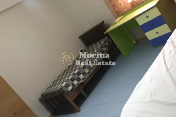 Shtepi me qera Shtepi Private ne Tirane, 2+1, Mobilimi E mobiluar, Pagesa 350  Euro.