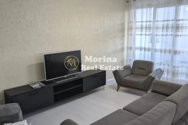 Shtepi me qera 2+1 ne Tirane - 700 Euro