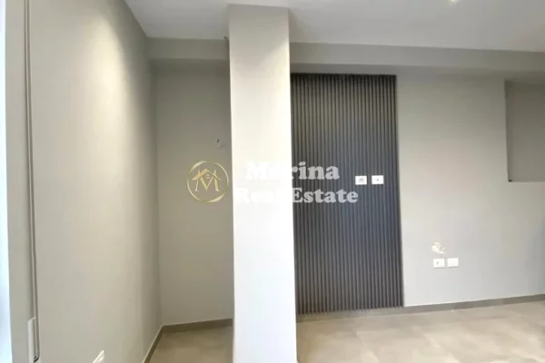 Shtepi me qera Garsoniere ne Tirane - 400 Euro