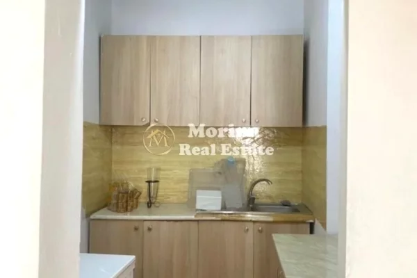 Shtepi me qera 1+1 ne Tirane - 280 Euro