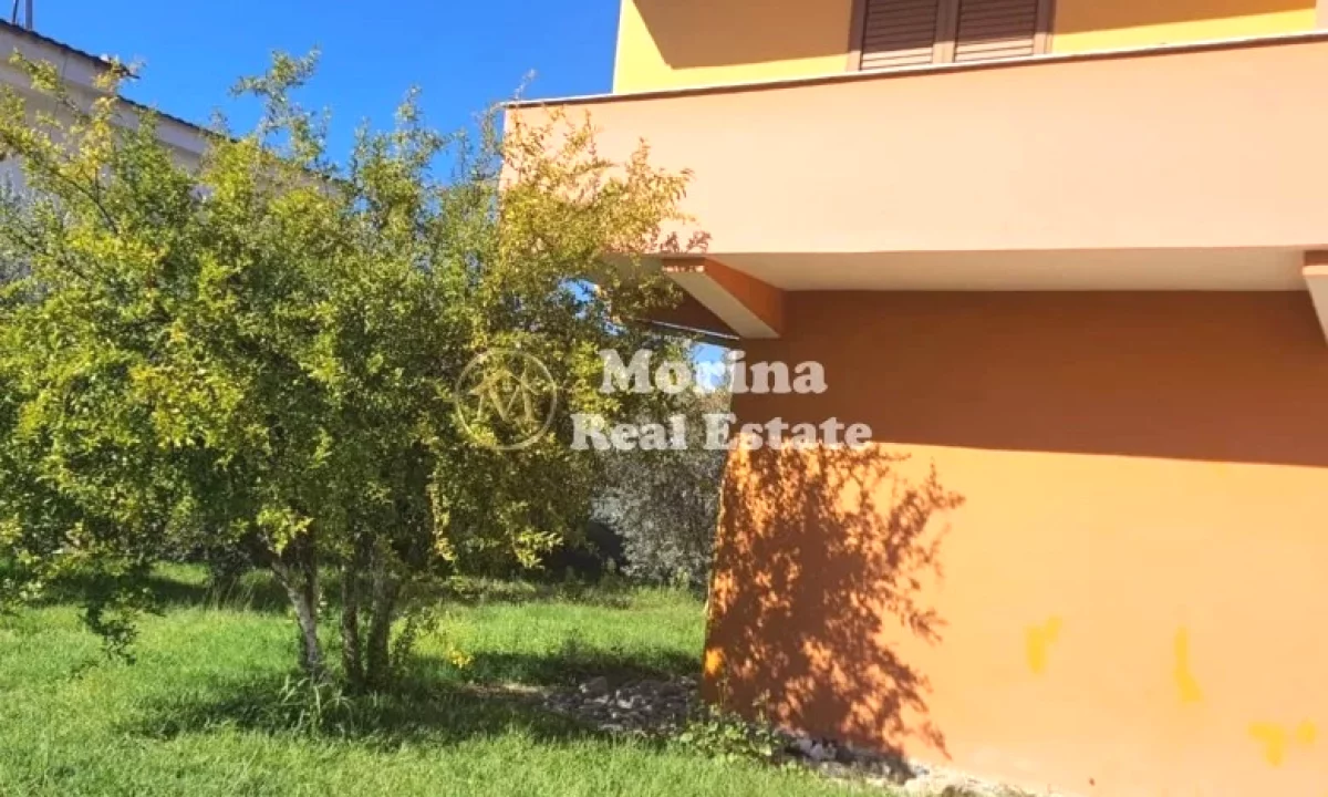 Shtepi me qera Apartament ne Tirane, 2+1, Mobilimi E mobiluar, Pagesa 400  Euro.