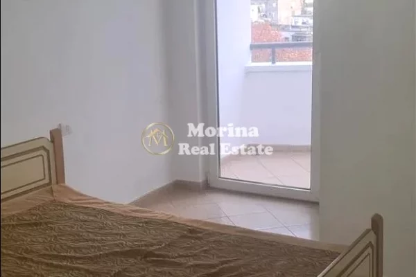 Shtepi me qera Apartament ne Tirane, 2+1, Mobilimi E mobiluar, Pagesa 500  Euro.