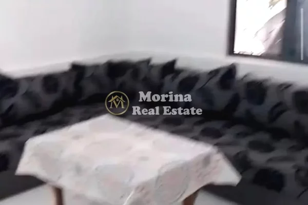 Shtepi me qera Shtepi Private ne Tirane, 2+1, Mobilimi Pjeserisht e mobiluar, Pagesa 260  Euro.