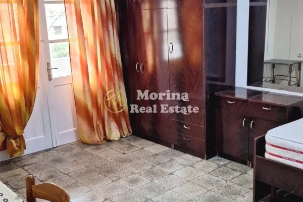 Shtepi me qera Apartament ne Tirane, 1+1, Mobilimi E mobiluar, Pagesa 300  Euro.