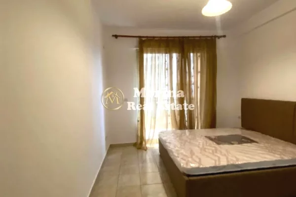 Shtepi me qera 2+1 ne Tirane - 650 Euro