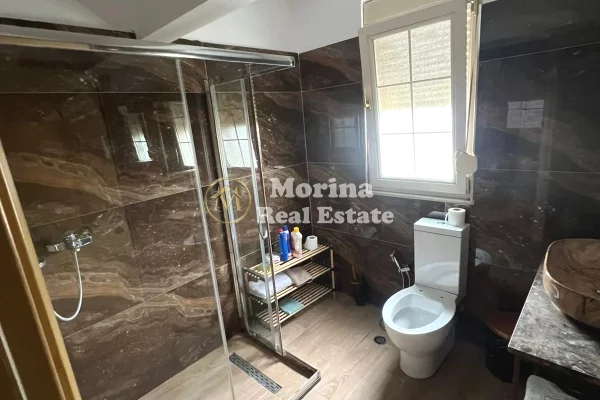 Shtepi me qera Apartament ne Tirane, 3+1, Mobilimi E mobiluar, Pagesa 600  Euro.