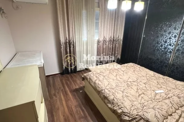 Shtepi me qera Apartament ne Tirane, 3+1, Mobilimi E mobiluar, Pagesa 600  Euro.