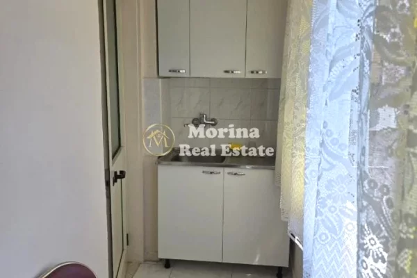 Shtepi me qera Apartament ne Tirane, 2+1, Mobilimi E mobiluar, Pagesa 500  Euro.