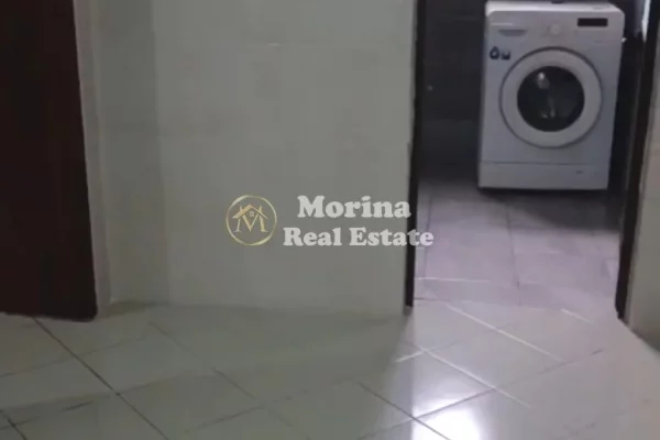 Shtepi me qera Shtepi Private ne Tirane, 1+1, Mobilimi E mobiluar, Pagesa 300  Euro.