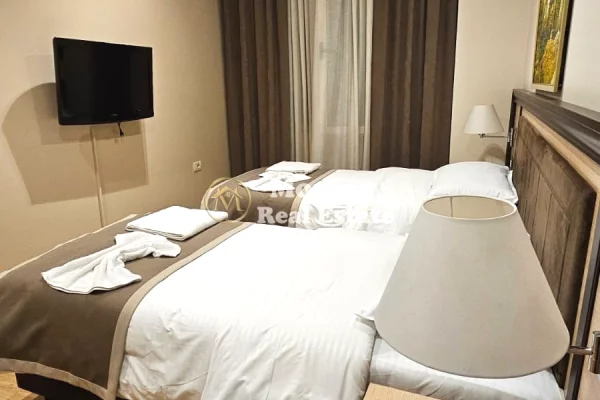 Shtepi me qera Apartament ne Tirane, 2+1, Mobilimi E mobiluar, Pagesa 600  Euro.