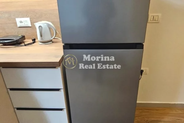 Shtepi me qera Apartament ne Tirane, 2+1, Mobilimi E mobiluar, Pagesa 600  Euro.