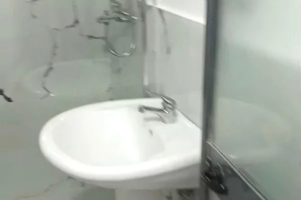 Shtepi me qera Apartament ne Tirane, 2+1, Mobilimi E mobiluar, Pagesa 500  Euro.