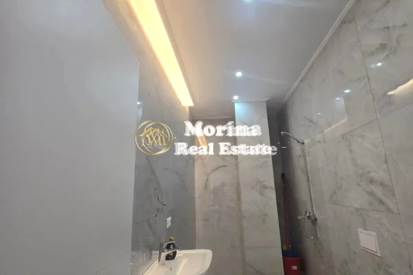 Business Property for Rent 3+1 in Tirana - 700 Euro