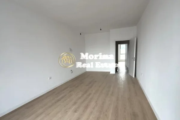 Shtepi me qera 1+1 ne Tirane - 590 Euro