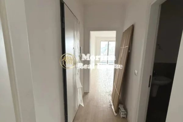 Shtepi me qera 1+1 ne Tirane - 590 Euro