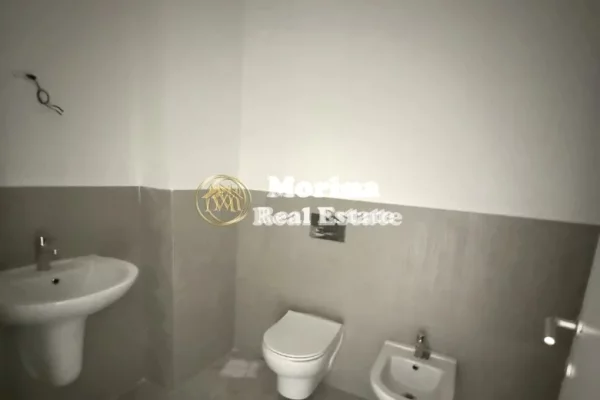 Shtepi me qera Apartament ne Tirane, 1+1, Mobilimi Bosh, pa mobiluar, Pagesa 590  Euro.