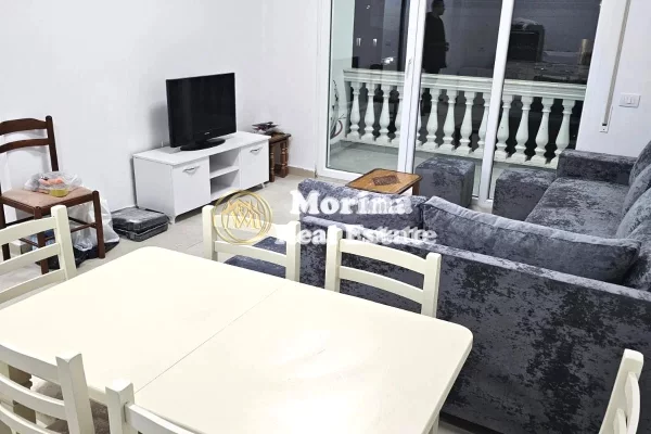 Shtepi me qera Apartament ne Tirane, 2+1, Mobilimi E mobiluar, Pagesa 400  Euro.