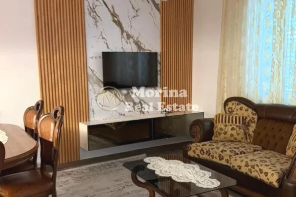 Shtepi me qera 2+1 ne Tirane - 700 Euro