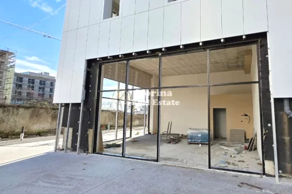 Qera | Ambjent Biznesi | Porcelan | 1270 Euro/muaj