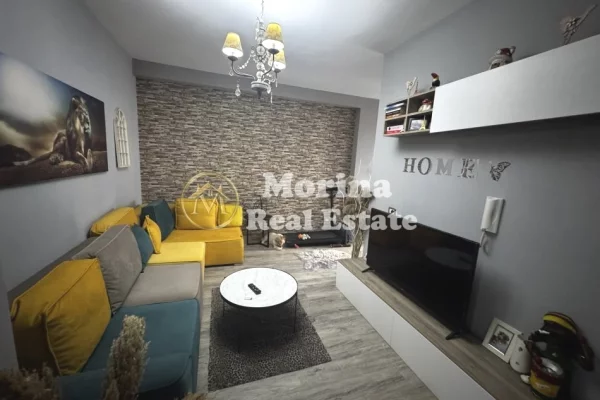Shtepi me qera Apartament ne Tirane, 1+1, Mobilimi E mobiluar, Pagesa 400  Euro.